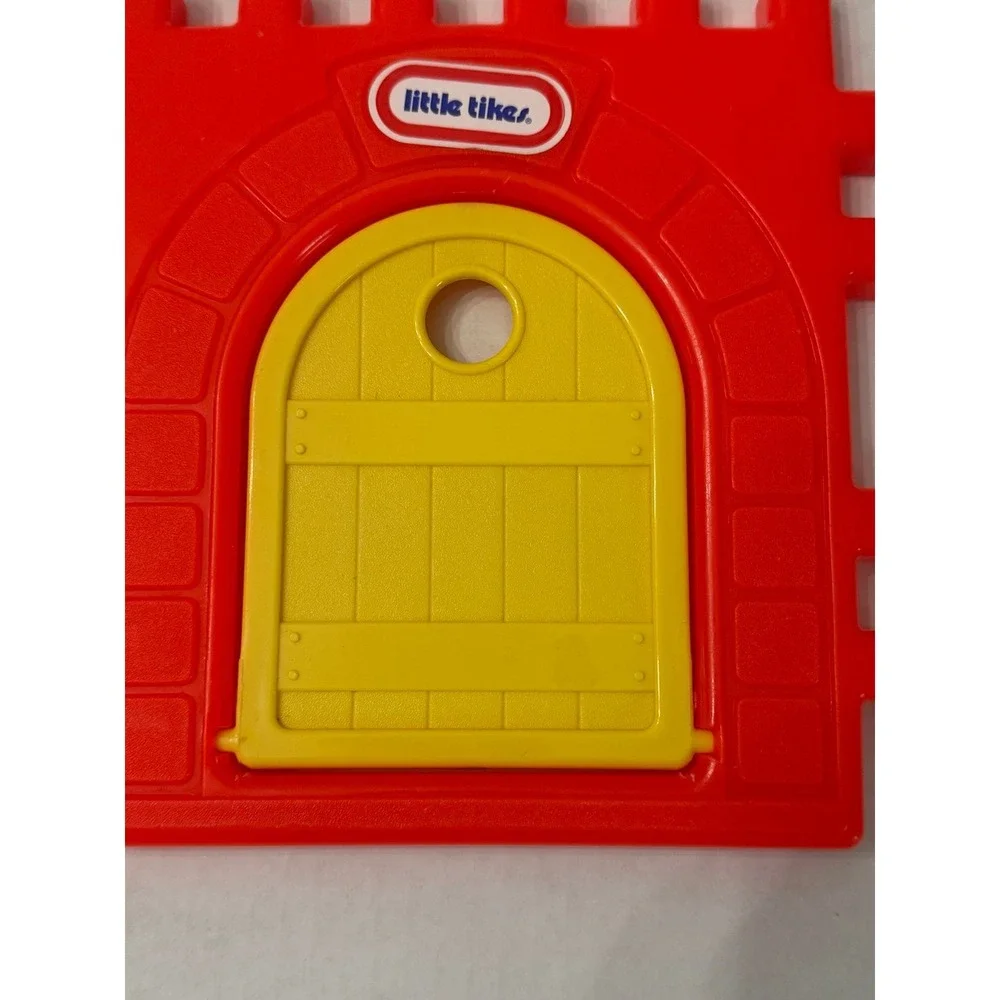 VTG Little Tikes Waffle Blocks 2 Castle Doors Red and Yellow Replacement Pieces
